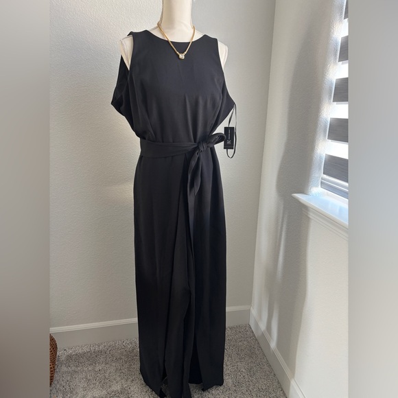 Jumpsuit - Picture 1 of 9